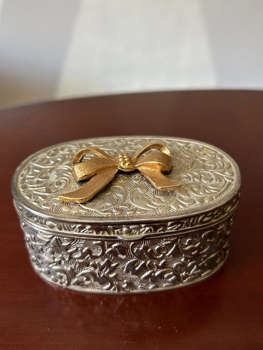 Vintage Silver Plated Trinket Box Velvet Lined Gold Bow